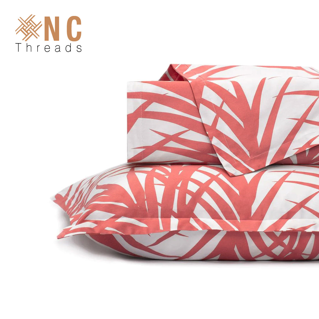 XNC Threads - RED LAGUNA DUVET COVER AND SHAMS